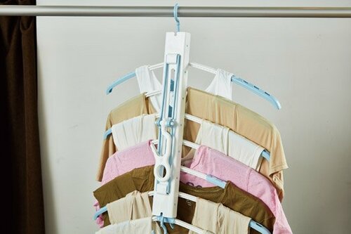 【No.21】ワンプッシュで取り込み簡単狭い場所でも干せるハンガー