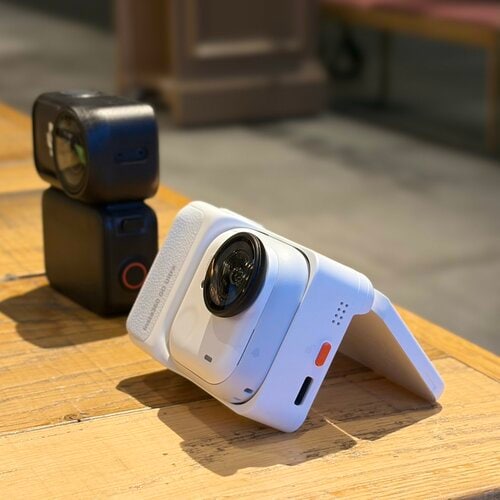 理由③ 「旅先でのストレス」を潰す、細かな「使い勝手」と「安心感」 Insta360 GO Ultraおすすめ イメージ