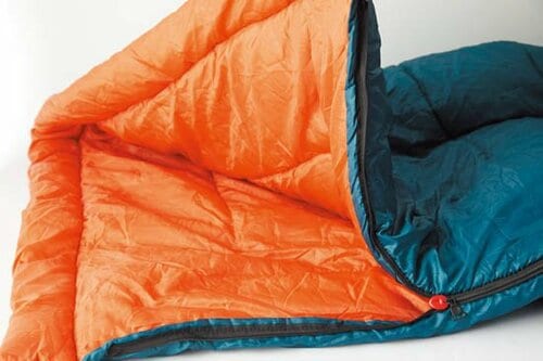 秘密は上面の適度な重み 布団のような寝心地を実感！ イメージ2