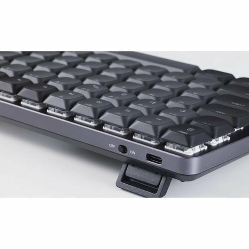 メカニカルキーボードおすすめ Satechi SM1 Slim Mechanical Backlit Bluetooth Keyboard イメージ2