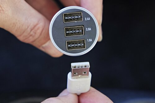 テスト3:USBの抜き差ししやすさ(5点) イメージ