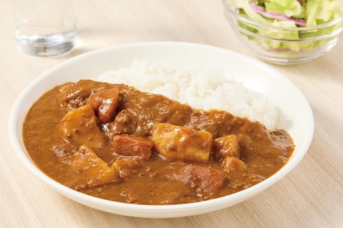 大きな具材がたっぷりで食べ応え抜群! 無印良品のカレーおすすめ イメージ