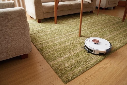 外出先からでも自宅の家電の操作が可能 イメージ