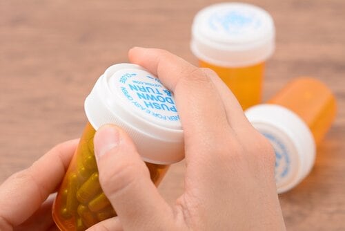 第13位:Medium「Medicine Pill CASE 3PACK (YELLOW)」 ピルケースおすすめ イメージ4