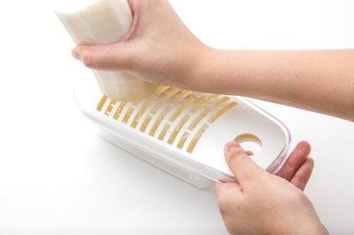 1往復でふんわり雪みたいな大根おろしができる貝印 イメージ2