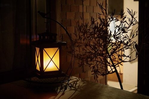 【No.38】揺らぐ炎でおもてなし 電気代0円の玄関ライト イメージ