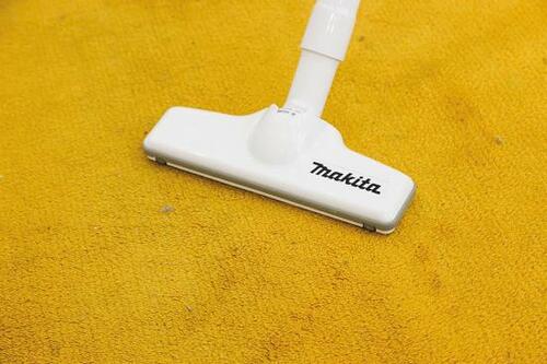 ステップ1：掃除機をかける イメージ