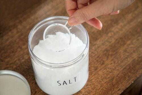 その②：調味料・小物の見せ収納同じ容器を並べて統一感を出そう イメージ3