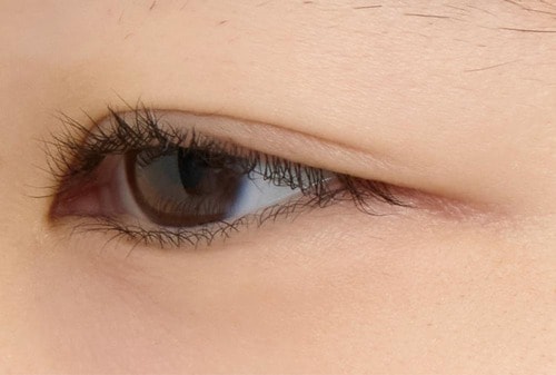 幅狭二重 ビューラーおすすめ イメージ