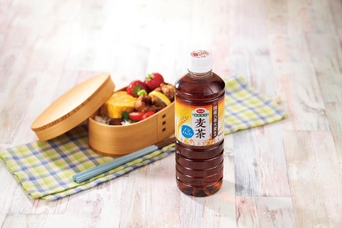 麦の香ばしさでお弁当の満足度がアップ ペットボトルお茶おすすめ イメージ