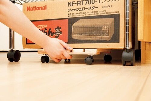 最下段に重いものを置くならキャスター付きのすのこがマスト