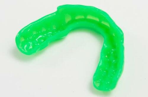 タイプ2:歯科で作るマウスピース