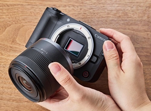 レンズ交換ができる! キヤノン「EOS R50V」おすすめ イメージ