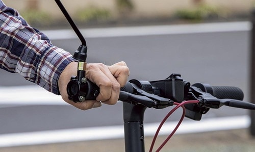 5 ブレーキの利き：制動性が高くてキュッと止まる イメージ
