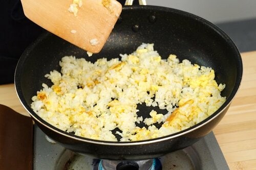基本のチャーハンの作り方