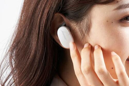 Bose「Bose QuietCmfort Earbuds」|ノイキャンの心地よさで選ぶならコレ イメージ2