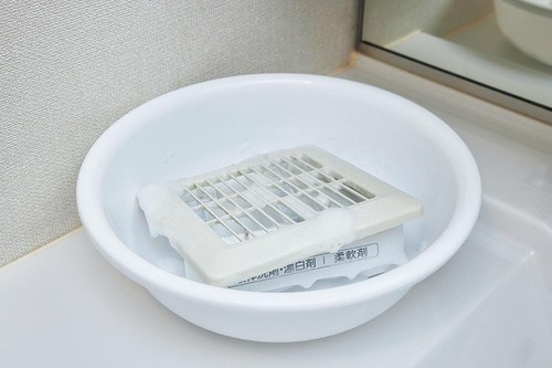 手順2：洗濯機&換気扇パーツをつけ置き イメージ