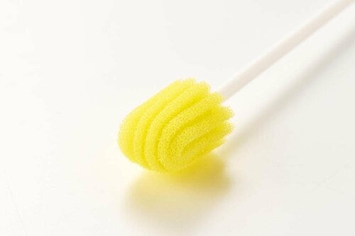 口腔ケアスポンジおすすめ オオサキメディカル プラスハート マウスポンジ ふつうタイプ プラ軸 イメージ3