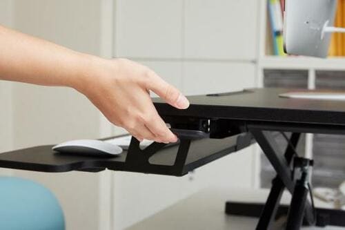 ココがBEST：レバーで簡単に昇降できる イメージ