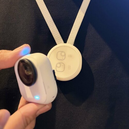 胸元をワンタップ。「撮れてる」確実な手軽さ Insta360 GO Ultraおすすめ イメージ2