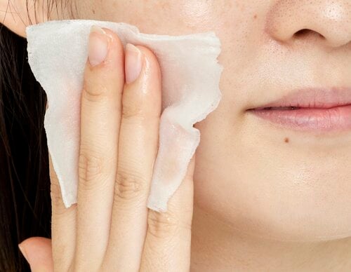 使用感:化粧水を含むとなめらかな肌あたりでパッティングに◎ コットンおすすめ イメージ
