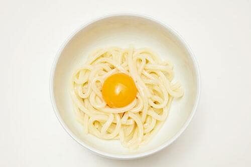 21位: 21位のミツカンまぜつゆ釜玉カルボナーラはアレンジ次第 うどんつゆおすすめ イメージ