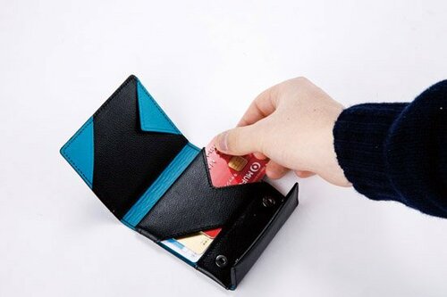 現金を入れても1.4cm！アブラサスの薄い財布 イメージ3