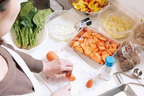 “ごはん作りがラクになる”キッチンの変身テクって?