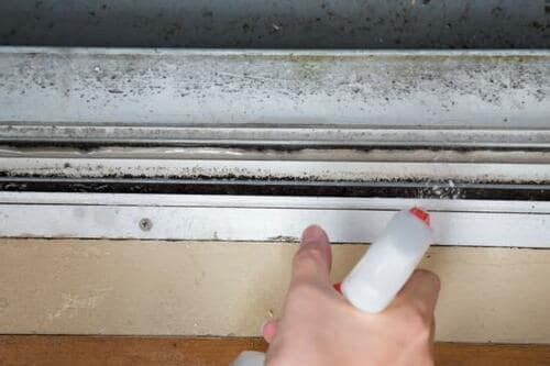 吹きかけるだけで汚れが浮く 洗浄力抜群“ホット重曹の使い方” イメージ2