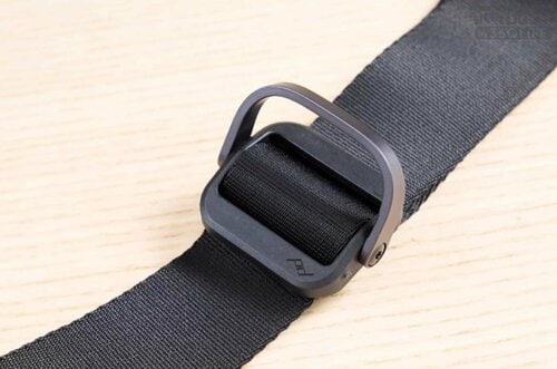 【使い勝手】カメラ収納に特化。撮影時も扱いやすい カメラバッグおすすめ イメージ2