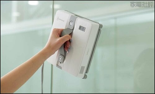 4. 窓に取り付ける ロボット掃除機おすすめ イメージ