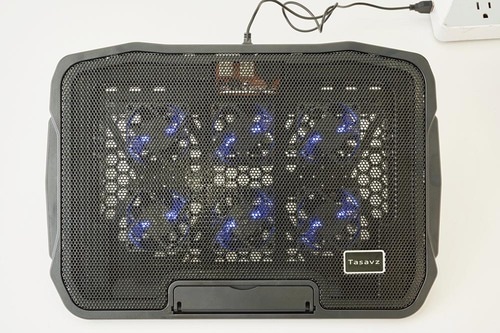 【使い勝手】安定感がありブレは少なめ ノートパソコン冷却パッドおすすめ イメージ