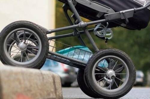 たくさん歩くなら走行性を重視 ベビーカーおすすめ イメージ