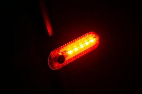 11位: Volcano Eye「自転車 テールライト 2個セット」 自転車用テールライトおすすめ イメージ