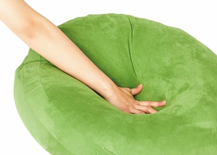 【ニトリ最強】みんな大好き「もちもちクッション」洗濯後も気持ちいいのは…