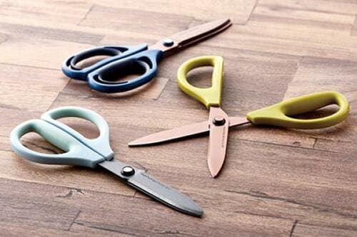 汎用性ならチタン・グルーレス刃素材に特化したものは対応モデルを イメージ