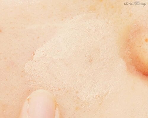 コンシーラーが厚塗りにならないようにするには？ コンシーラーおすすめ イメージ2