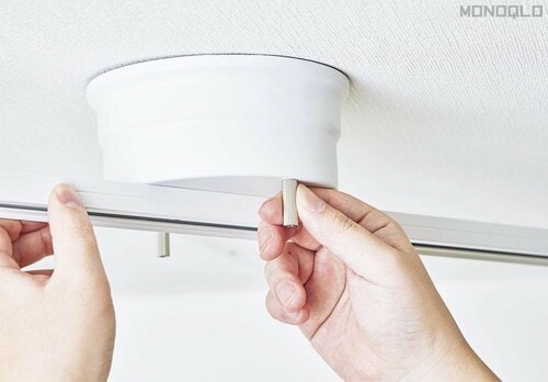 意外と簡単! ダクトレールの取りつけ手順(例) ダクトレール用スポットライトおすすめ イメージ3