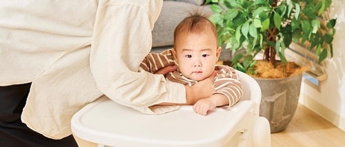 座らせやすさ:赤ちゃんを座らせやすいか ベビーチェアおすすめ イメージ
