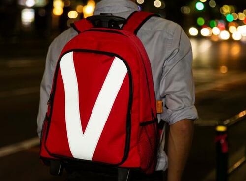 いまの時代、1人ひとつ備えておきたい「防災バッグ」 イメージ