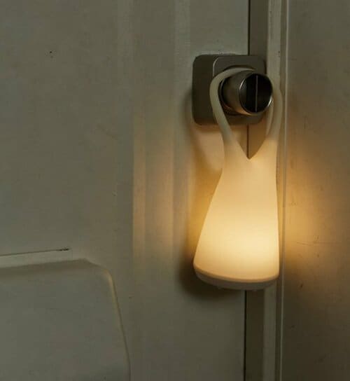 電池式で持ち運びOK！用途の広いLEDランプ イメージ2