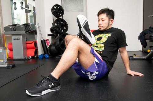 4位:UNDER ARMOUR「トライベース スライブ」 フィットネスシューズおすすめ イメージ3