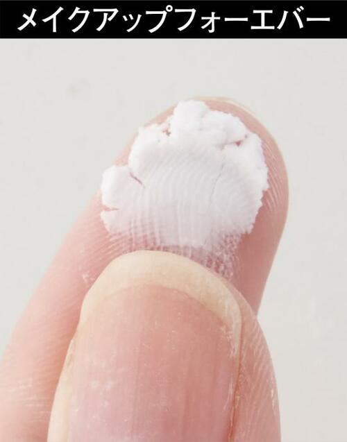 サラサラの粉で皮脂を抑えてTゾーンの皮脂対策におすすめ!