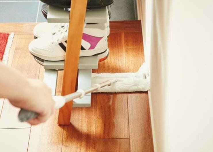 玄関掃除が時短できる！ 床が掃きやすい“シューズラック”おすすめランキング4選｜テストする女性誌『LDK』が徹底検証