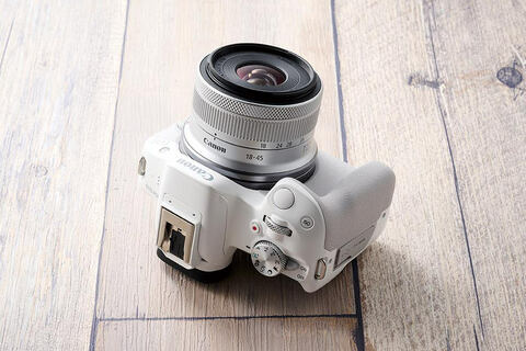 キヤノン「EOS R50」を実写レビュー！ミラーレス一眼の初心者に