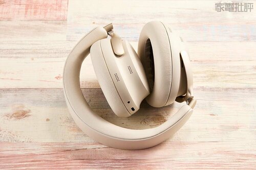 樹脂製でも高級感を感じるデザイン！ BOSE QuietComfortおすすめ イメージ2