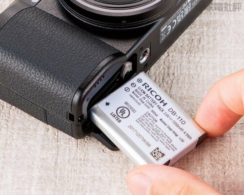 【使い勝手:微妙】バッテリーの持ちが悪い 高級コンパクト機おすすめ イメージ
