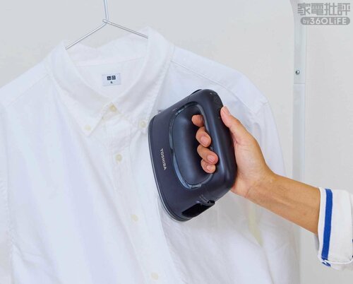 軽量で持ちやすく、コードレスでも使える! 衣類スチーマーおすすめ イメージ2