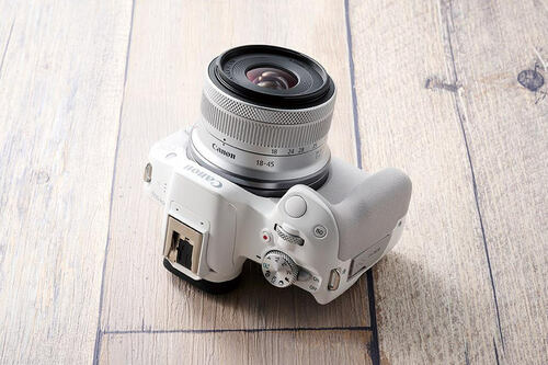 「EOS R50」は簡単に写真を撮りたい人におすすめ ミラーレス一眼おすすめ イメージ