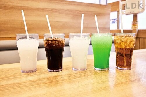 1:飲み放題のドリンクバーでまったり 回転寿司チェーンおすすめランキングおすすめ イメージ